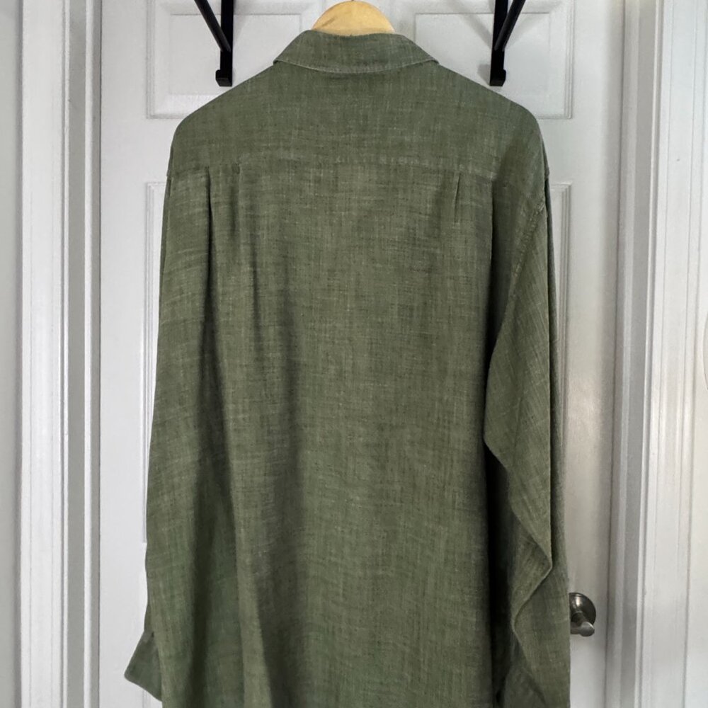 Ermenegildo Zegna Beautiful Silk Shirt in Sage Green, Made in Italy, XL - Picture 8 of 8